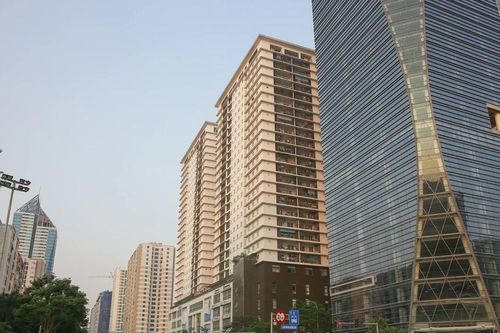 Giá chung cư chững lại, đất nền 'leo thang' do thông tin sáp nhập tỉnh