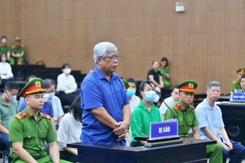 Cựu Thứ trưởng Bộ TN&MT lãnh án 3 năm tù trong vụ án đất hiếm