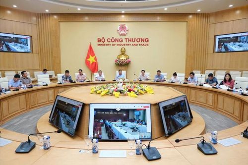 Tăng tốc giải phóng mặt bằng cho các dự án truyền tải điện quan trọng