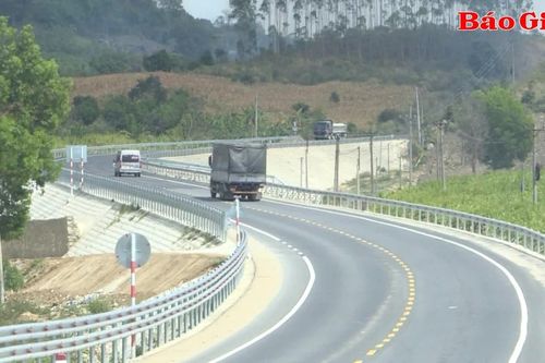 Đề xuất Quốc hội xem xét, quyết định chủ trương đầu tư Dự án đường bộ cao tốc Quy Nhơn-Pleiku