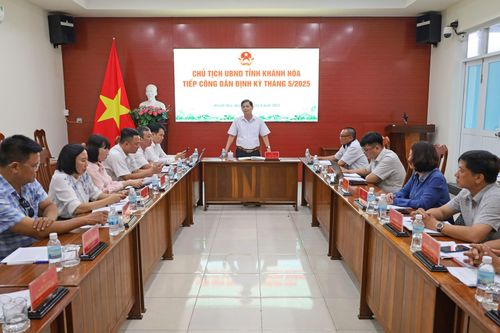 Chủ tịch UBND tỉnh Nguyễn Tấn Tuân tiếp công dân định kỳ tháng 5