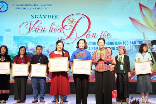 Bế mạc Ngày hội văn hóa dân tộc các trường phổ thông dân tộc bán trú năm học 2024 - 2025