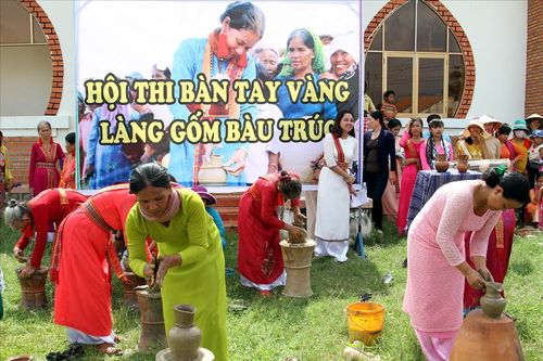 Ninh Thuận khai thác giá trị văn hóa Chăm để phát triển du lịch