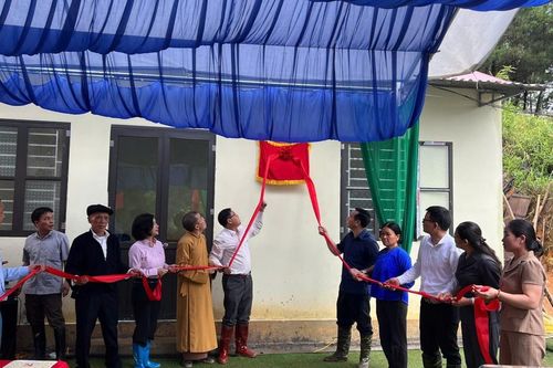 Lạng Sơn: Bàn giao nhà đại đoàn kết đến hoàn cảnh neo đơn khó khăn tại H.Lộc Bình