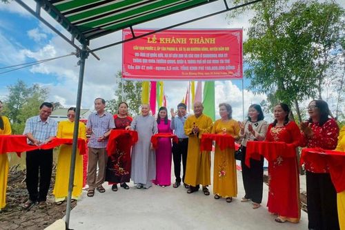 Ban Từ thiện xã hội Báo Giác Ngộ bàn giao cầu bê-tông Vạn Phước 2 tại H.Đầm Dơi