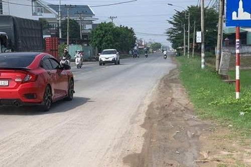Long An: Gần 200 hộ dân nhận tiền bồi thường dự án đường tỉnh kết nối TP.HCM