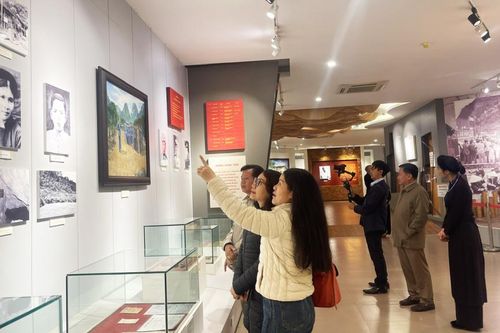 Báo chí cách mạng Việt Nam - Cánh chim báo bão của Đảng - Bài 4