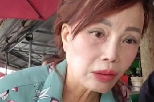 Lộ loạt ảnh nhan sắc bất ngờ của 'cô dâu U70' Thu Sao