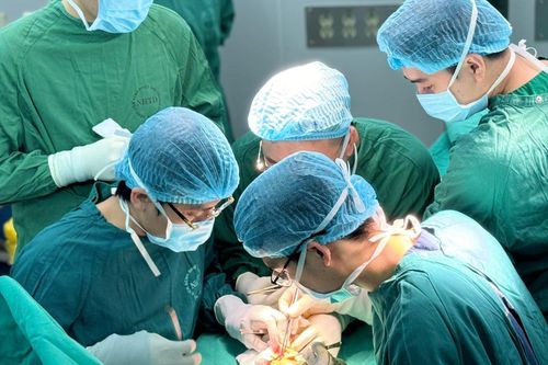 Phát hiện ung thư hiếm gặp sau 9 năm chữa sai bệnh