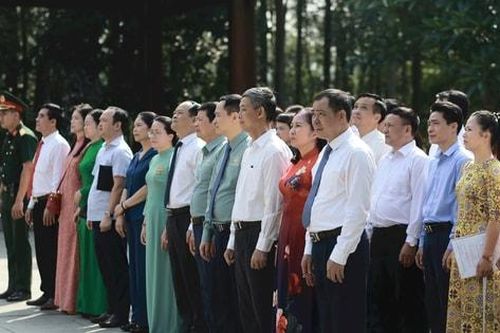Hội Nông dân Hà Nội biểu dương 40 tập thể, cá nhân tiêu biểu học tập và làm theo tư tưởng, đạo đức, phong cách Hồ Chí Minh