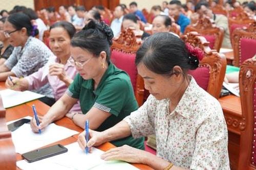 Thạch Thất: Nông dân được trang bị thêm kiến thức khoa học, kỹ thuật trong sản xuất