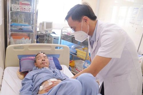 Người đàn ông ở Phú Thọ phát hiện mắc cùng lúc 2 bệnh ung thư từ dấu hiệu nhiều người bỏ qua