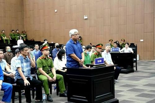 Cựu Thứ trưởng Nguyễn Linh Ngọc nhận án 3 năm tù