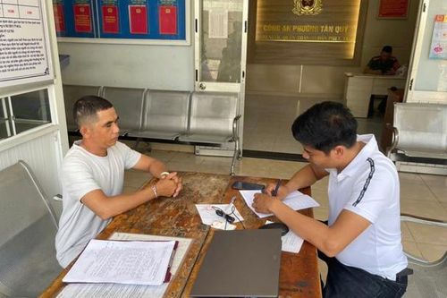 'Nổ' làm được sổ đỏ, chiếm đoạt 590 triệu đồng rồi biến mất