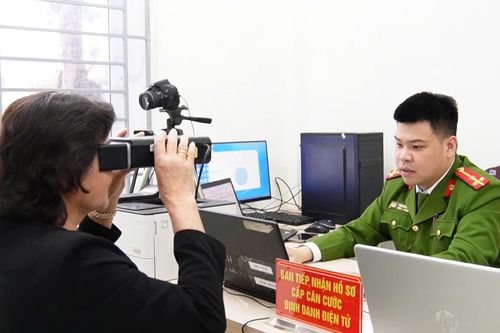 Bài 3: Chuyển đổi số giúp lực lượng Công an cấp xã bắt nhịp nhanh với cách thức làm việc mới