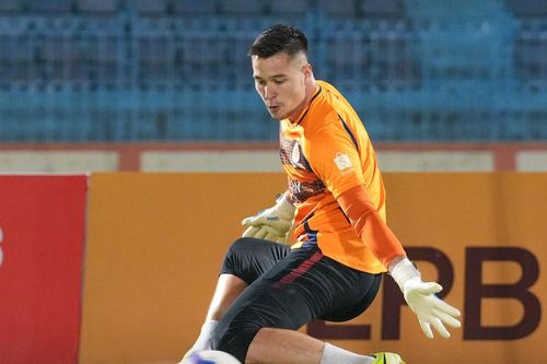 Nguyễn Filip rực sáng