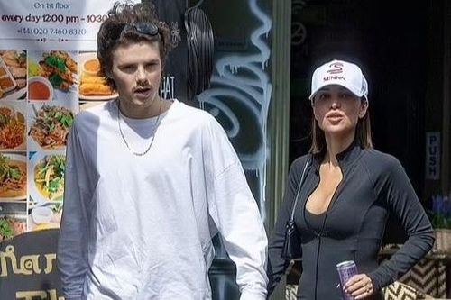 Bạn gái Cruz Beckham quá giống Victoria
