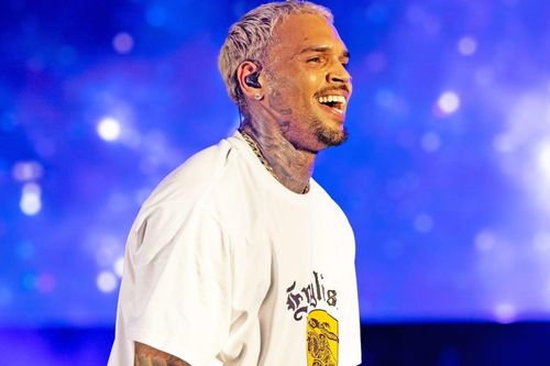 Chris Brown ra sao sau khi bị bắt