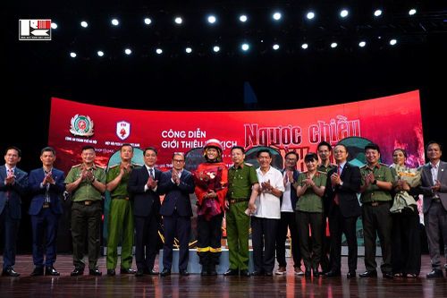 Nhà hát Kịch Việt Nam biểu diễn tri ân lực lượng cảnh sát phòng cháy, chữa cháy
