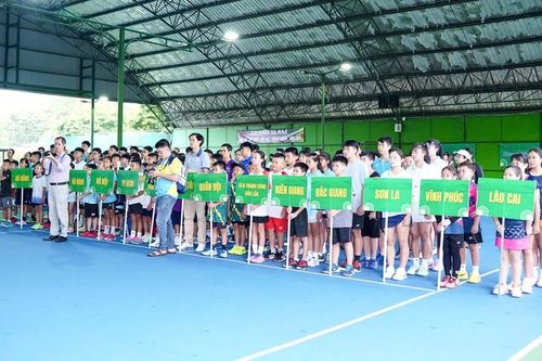 Bình Dương: Khởi tranh Giải quần vợt vô địch Thanh thiếu niên Quốc gia 2025