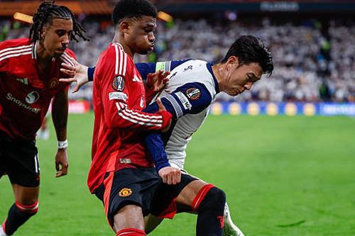 Tottenham vô địch Europa League, MU vuột vé dự Champions League