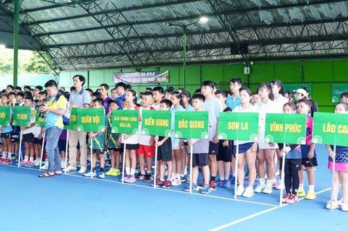 Hơn 400 vận động viên tham dự Giải Quần vợt vô địch thanh thiếu niên quốc gia 2025