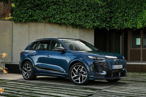 Audi Q6 e-tron chốt giá 3,099 tỷ tại Việt Nam, 'đấu' BMW iX3