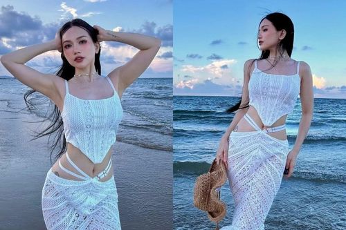 Sĩ Thanh gợi cảm tràn màn hình với thiết kế váy xuyên thấu