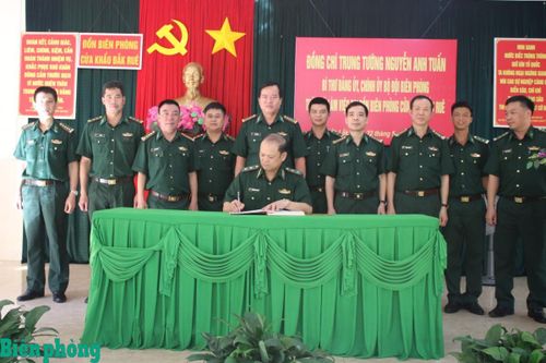 Trung tướng Nguyễn Anh Tuấn thăm, làm việc tại BĐBP tỉnh Đắk Lắk