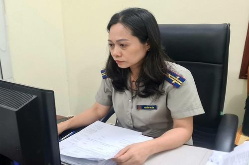 Những giọt nước mắt trong đêm của nữ Chi Cục trưởng đau đáu với nghề