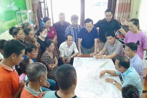 Chủ tịch UBND TP Lào Cai đối thoại với nhân dân về dự án đường sắt Lào Cai – Hà Nội – Hải Phòng