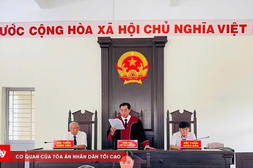 Tòa án huyện Mỹ Tú xét xử trực tuyến 2 vụ án