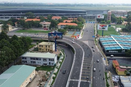 Đường dưới cầu vượt dự án 4.800 tỷ đồng phục vụ chính cho ga T3 Tân Sơn Nhất
