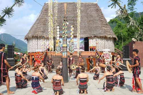Nơi lưu giữ những 'báu vật', của cải chung của người Cơ Tu ở Đà Nẵng