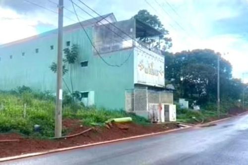 Nghi phạm đâm gục 2 thanh niên trước quán karaoke ra đầu thú