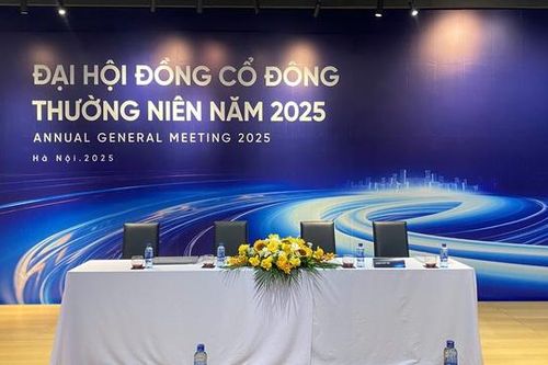 Vắng lặng tại đại hội đồng thường niên công ty trong hệ sinh thái Apec Group
