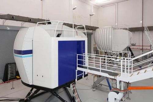 Malaysia có buồng lái mô phỏng trực thăng Airbus H175 mới