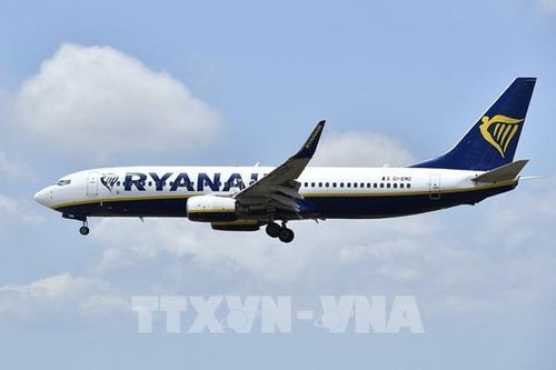 Người tiêu dùng EU phản đối chính sách phí hành lý của hàng không giá rẻ
