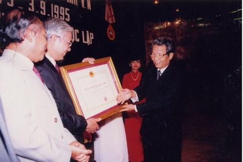 Tầm nhìn chiến lược và những dấu ấn lịch sử của Chủ tịch nước Trần Đức Lương với ngành Dầu khí