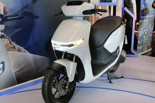 Honda tham vọng dẫn đầu thị trường xe máy điện