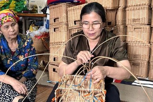 Thành công là đem đến cơ hội cho người khác