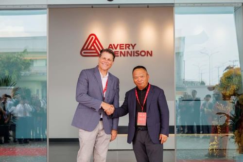 Avery Dennison và Shenzhou Group hợp tác mở nhà máy tại Củ Chi