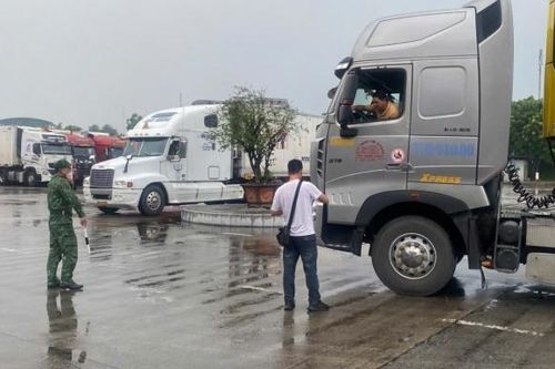 Xuất nhập khẩu qua cửa khẩu Kim Thành đạt trên 440 triệu USD