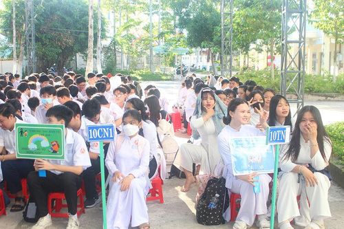 Xây dựng môi trường học đường an toàn
