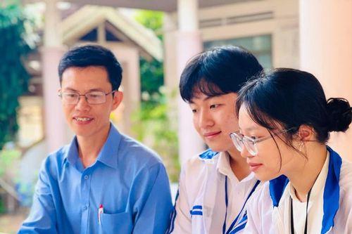 Gia Lai triển khai tài liệu hướng dẫn ứng dụng trí tuệ nhân tạo trong dạy và học