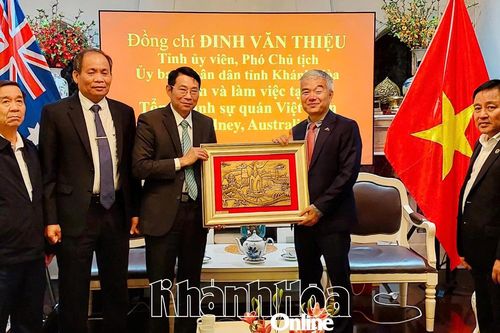 Đoàn công tác tỉnh Khánh Hòa thăm và làm việc với Tổng Lãnh sự quán Việt Nam tại Sydney, Australia