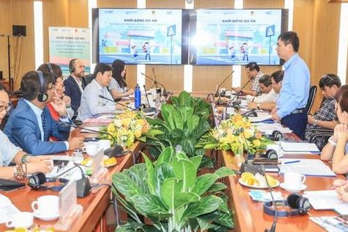 Khởi động dự án 'Cải thiện hạ tầng giao thông và tổ chức giao thông khu vực trường học'