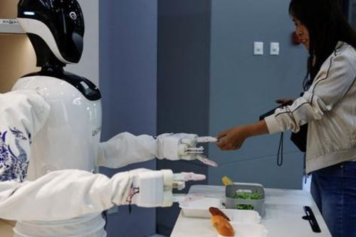 Công nghệ robot hình người: Cơ hội hay rủi ro cho lực lượng lao động