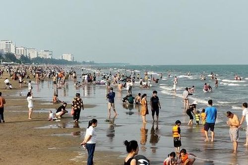 Du lịch hè, doanh nghiệp nội 'tung chiêu' hút khách
