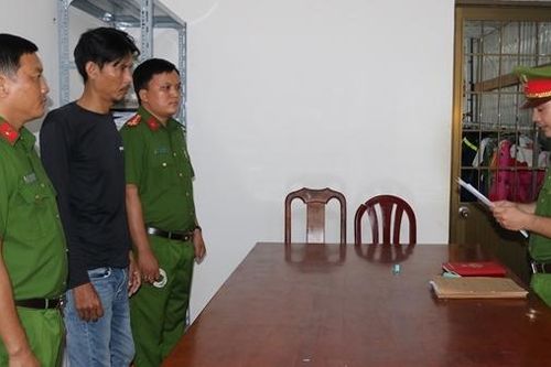 Bắt tạm giam 'đại ca xã đảo' về hành vi cưỡng đoạt tài sản